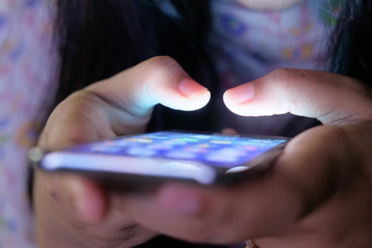 Digital Transformation of Finance: From Online Banking to Secure Transactions in Gaming Establishments